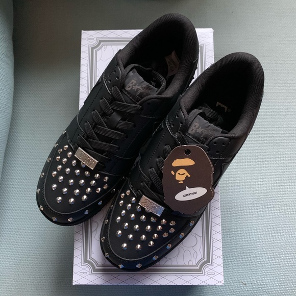 20th ANNIVERSARY BAPESTA STUDDED LOW BLACK 10 - Picture 5 of 5